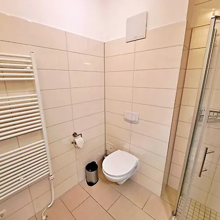 Bettina - 04 * Χέρινγκσντορφ