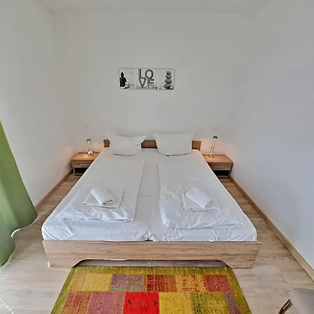 Bettina - 04 Χέρινγκσντορφ